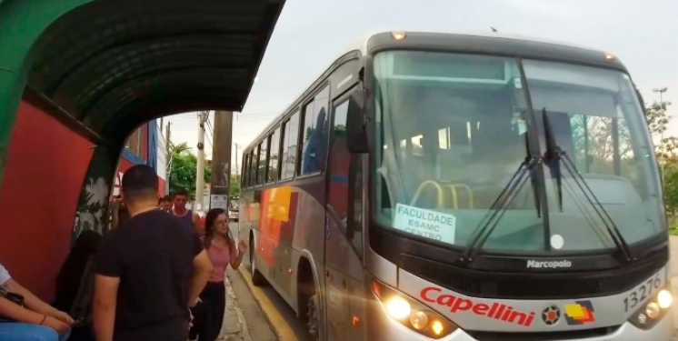 Cadastro para subvenção do transporte universitário e técnico em Vinhedo termina dia 27