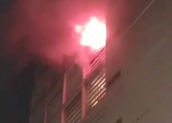 Mulher é presa após tentar beijar adolescente e atear fogo em apartamento em Campinas