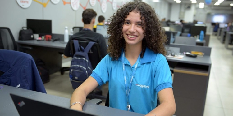 Programa BEEM tem 20 mil vagas disponíveis para alunos da rede estadual de SP