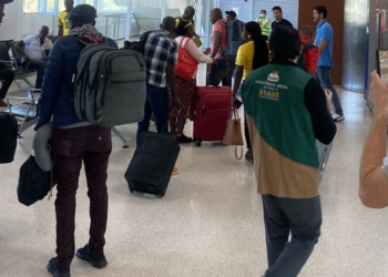 Força-tarefa garante entrada no Brasil de haitianos retidos em Viracopos