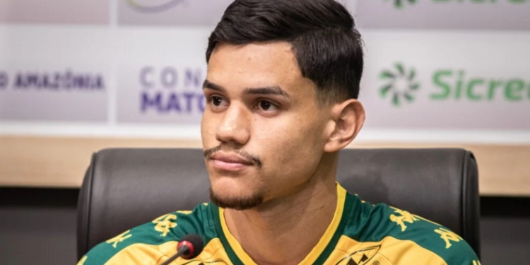 Guarani encaminha contratação de zagueiro campeão da Série C pela Ponte Preta