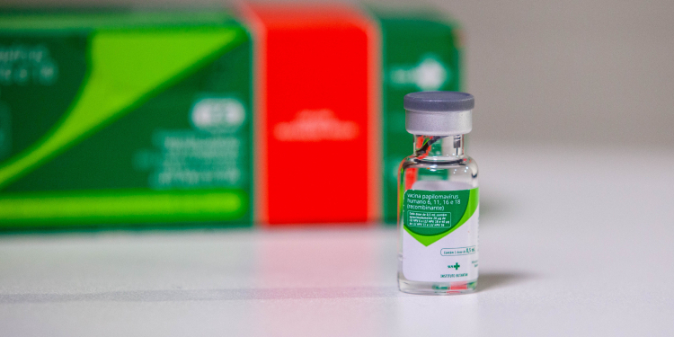 Vacina contra o HPV: entenda por que a dose única é eficaz e ajuda a eliminar o câncer do colo do útero