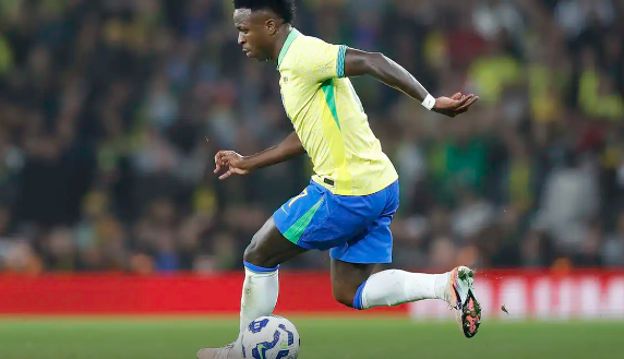 Brasil enfrenta França nesta quinta em fase final de preparação para Copa do Mundo