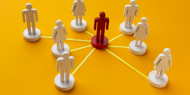 Quando falar se torna um ato de coragem na liderança – por Cecília Lima