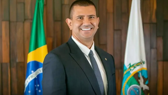 Douglas Ruas é eleito presidente da Alerj e será governador do Rio