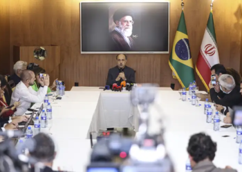 Embaixador do Irã: EUA evitam acordo e Trump se acha ‘rei do mundo’