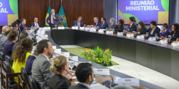 Lula confirma Alckmin como vice em chapa