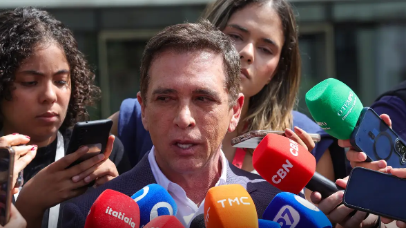 Jair Bolsonaro tem alta hospitalar; ex-presidente já está em casa