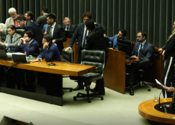 Câmara aprova em segundo turno PEC da Segurança Pública