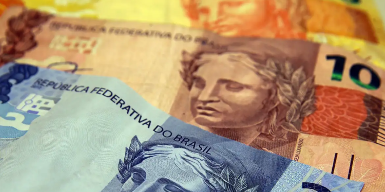 Envio de declaração do IR começa na próxima semana; veja regras