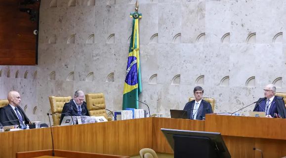 STF retoma julgamento sobre pagamento de penduricalhos