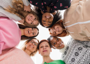 A mulher como fundamento do laço social: uma leitura psicanalítica para o 8 de Março – por Thiago Pontes