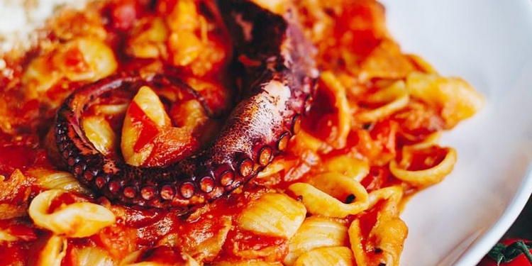 Ilhabela vira palco de experiências gastronômicas no Festival Sabores da Praia durante feriado