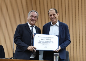 Veja fotos da Sessão Solene de entrega do diploma ao Hora Campinas na Câmara