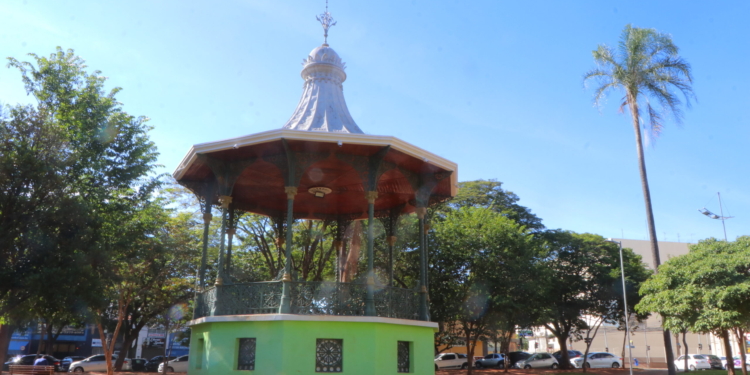 Praça Castro Mendes recebe Feira de Mulheres Empreendedoras neste sábado