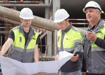 Construção gera 31 mil vagas e recupera 61% das perdas recentes