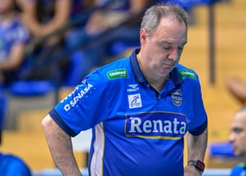 Vôlei Renata busca classificação à semi da Superliga nesta quinta