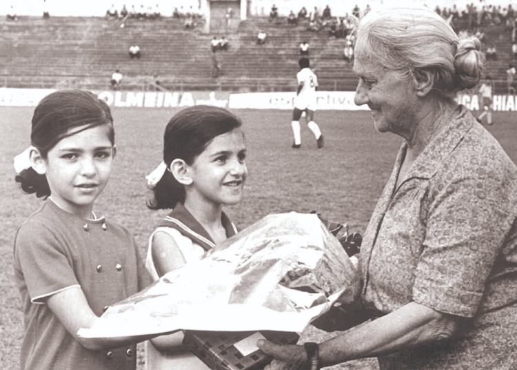 115 anos de Guarani: protagonismo feminino na arquibancada enriquece a história do clube