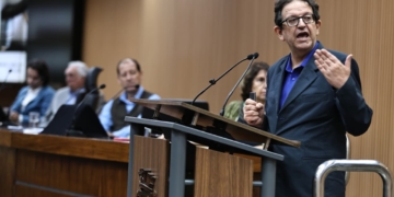 Jornalismo em debate: seminário do Hora na Câmara discute caminhos contra a desinformação