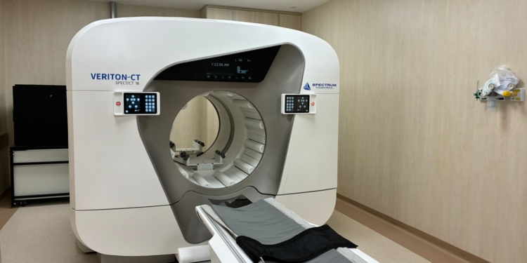 HC da Unicamp entrega nova área da medicina nuclear com equipamento de alta performance