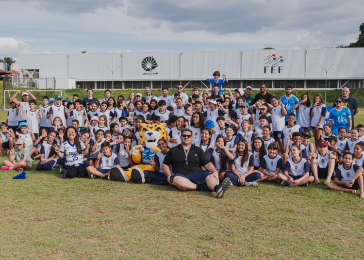 Projeto social leva aulas de flag football a crianças e adolescentes de Campinas