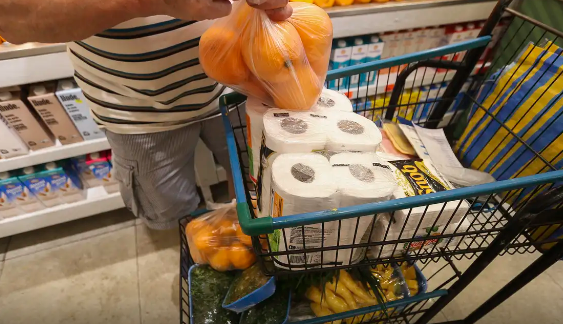 Cesta básica fica mais cara em todas as capitais brasileiras em março