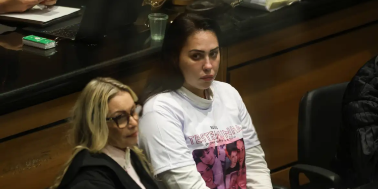 Monique Medeiros volta a ser presa após se entregar à polícia