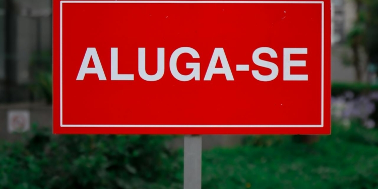 O que você precisa saber sobre fiador e garantia locatícia antes de alugar um imóvel?