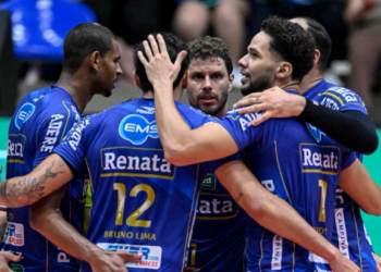 Vôlei Renata vence Monte Carmelo e sai na frente nas quartas de final da Superliga