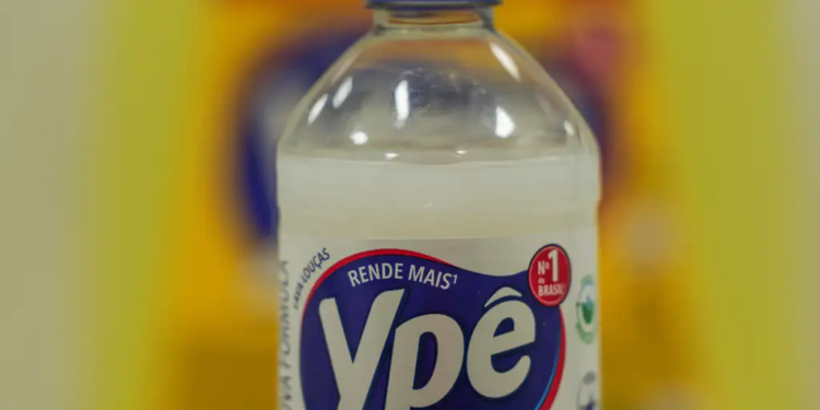 Saiba como pedir reembolso de produtos Ypê suspensos pela Anvisa