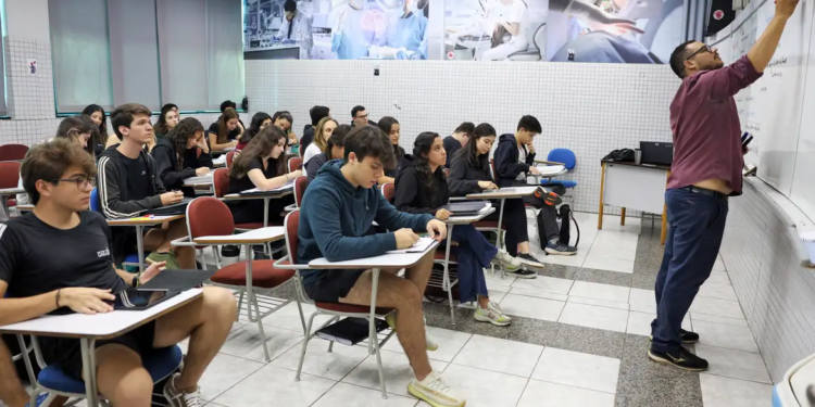 Fies 2026: pré-selecionados devem validar informações até esta segunda