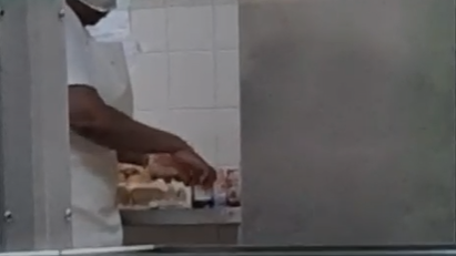Funcionária terceirizada é demitida após vídeo em cozinha do Hospital Mário Gatti