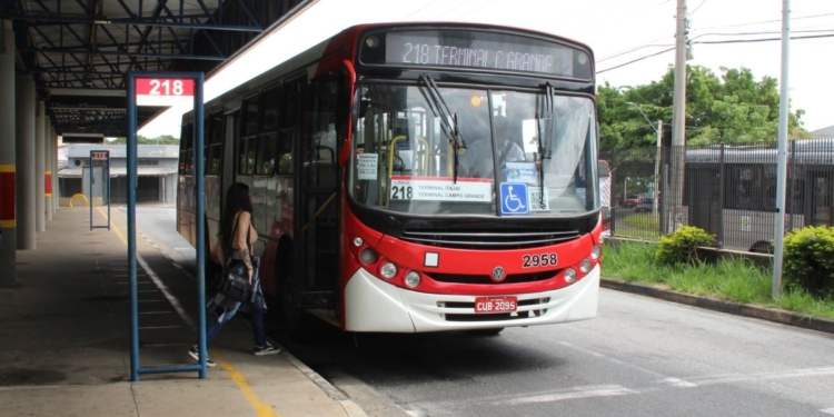 Linha 218 passa a circular no Parque Valença I a partir desta quarta