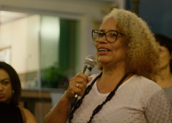 Casa de Vidro recebe oficina de cordel e estreia de documentário