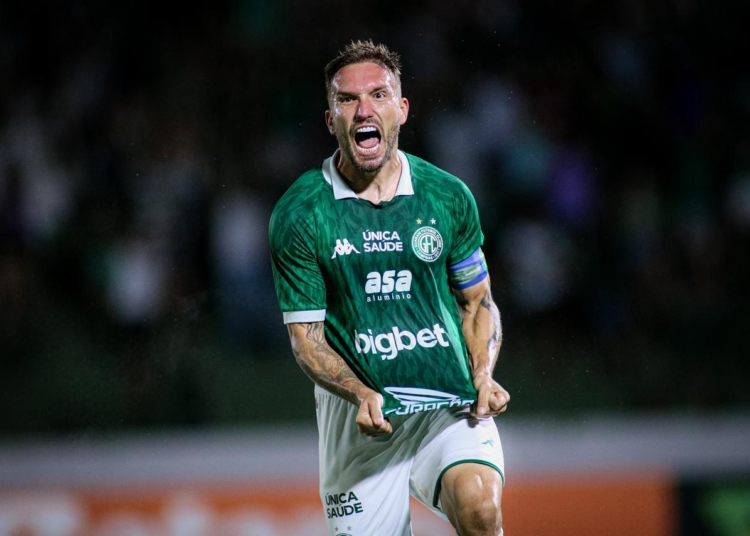 Com gol de Willian Farias no fim, Guarani vence o Santa Cruz no Brinco