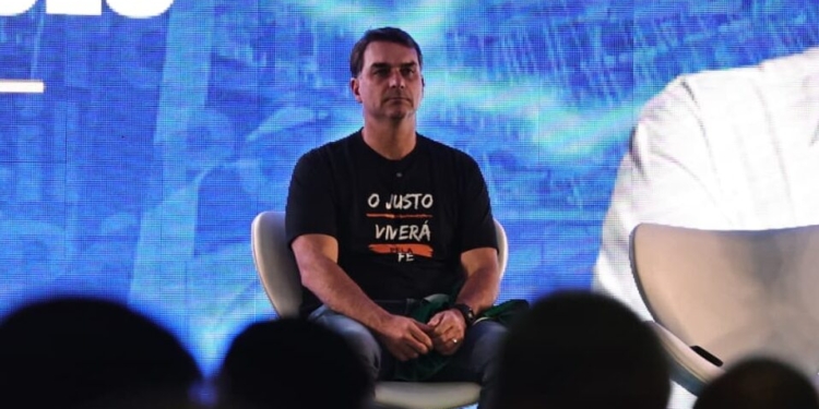 Evento com Derrite em Campinas vira ato político em favor de Flávio Bolsonaro