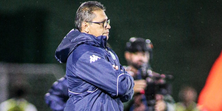 Élio Sizenando assume culpa pelos erros na primeira derrota do Guarani na Série C