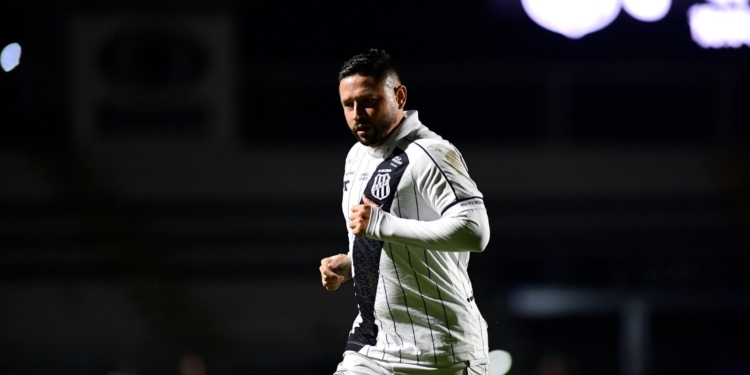 Após goleada e desabafos, Ponte Preta ‘junta os cacos’ na tentativa de reagir