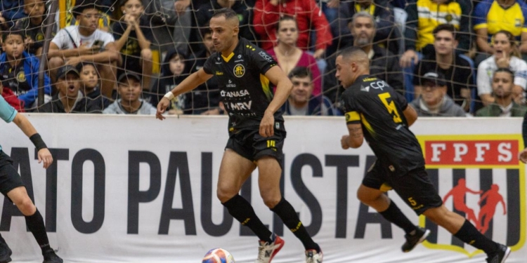 Pulo perde para o Corinthians no Paulista de Futsal