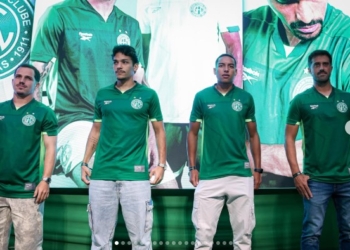Em evento com ídolos do passado, Guarani apresenta seu novo uniforme; veja fotos
