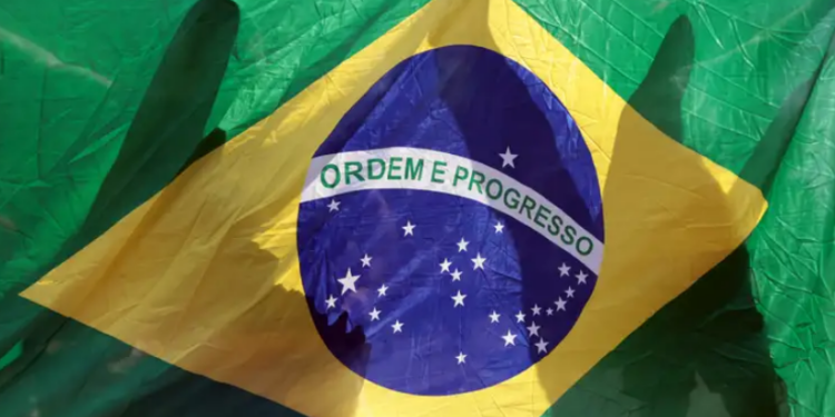 Artigo: O paradoxo brasileiro da obra que não sai — e do dinheiro que se perde – por Jurandir Fernandes