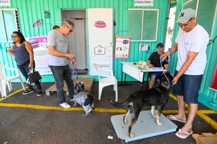 Consultório Veterinário Móvel inicia atendimento na Vila Esperança nesta segunda