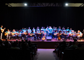 Festa das Nações de Joaquim Egídio recebe apresentação do projeto Oficinas de Música Caipira