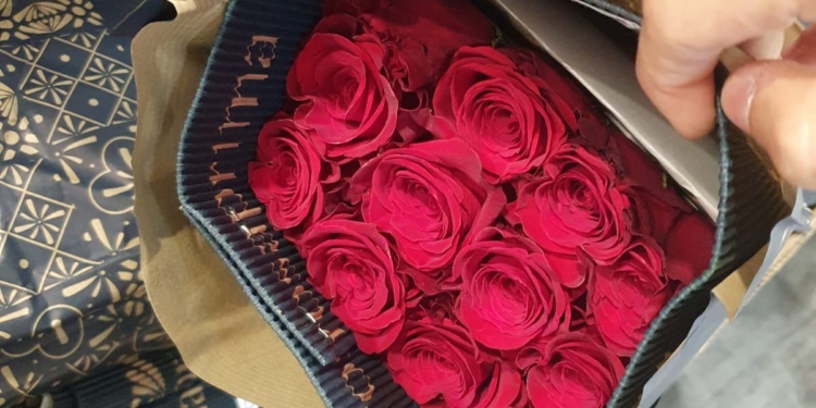 Terminal de Carga do Aeroporto de Viracopos recebe 26,5 toneladas de flores para o Dia das Mães