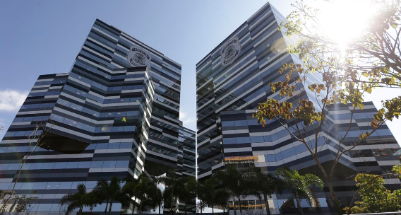 PF investiga passageiro chileno por ofensas racistas e homofóbicas