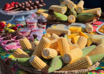Praça Arautos da Paz terá festa junina neste final de semana com música e comidas típicas