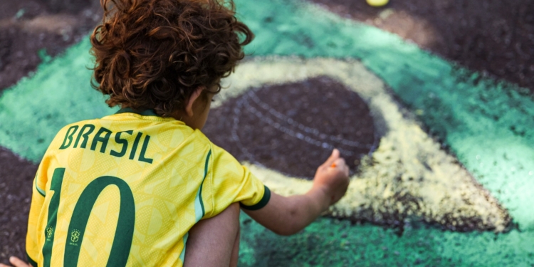 A Copa do Mundo e a saúde pública – por Carmino de Souza