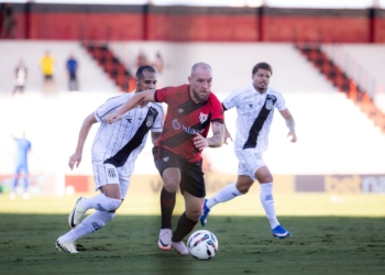 Ponte Preta volta a perder, desta vez para o Atlético-GO