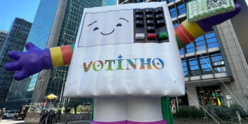 Com alerta sobre a importância do voto, Parada do Orgulho LGBT+ celebra 30 anos