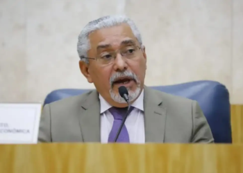 Vereador de SP Senival Moura pede afastamento do PT